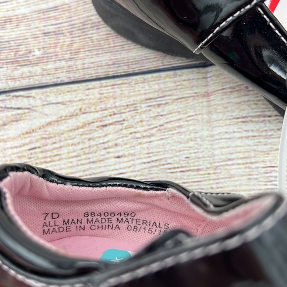 Nordstrom Black Maryjanes with Flowers Sz 7 NWTs - Picture 2 of 5